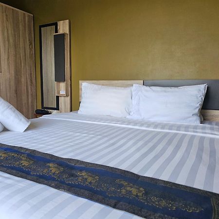 The Lantern Suites Ban Song Hong Exterior foto